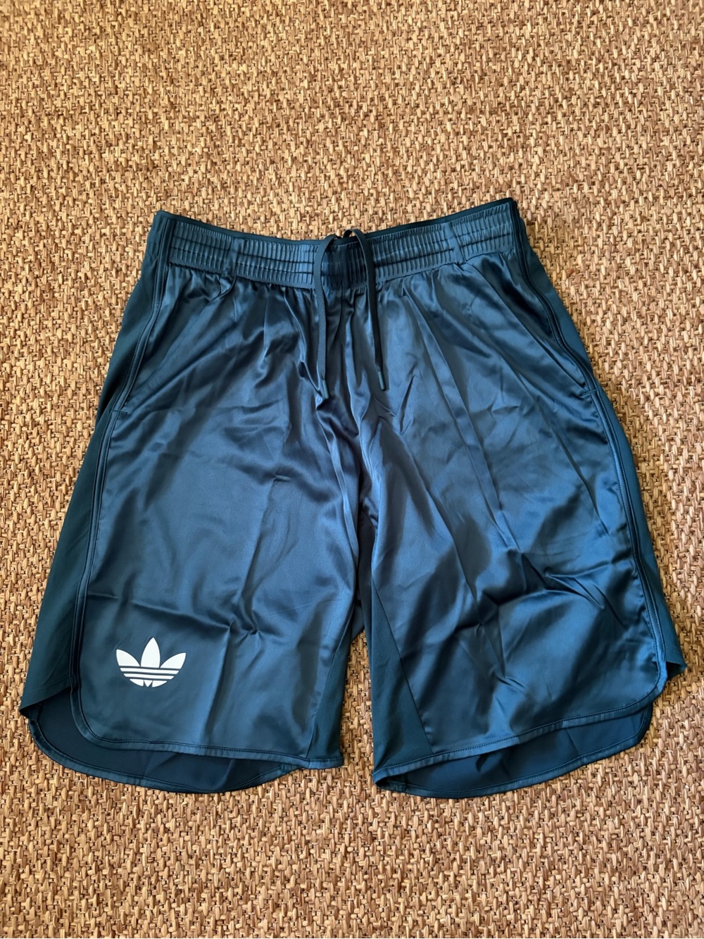 Adidas Tennis Pro Climacool Ergo 9" Shorts Green Satin Men's Size Medium JN0782